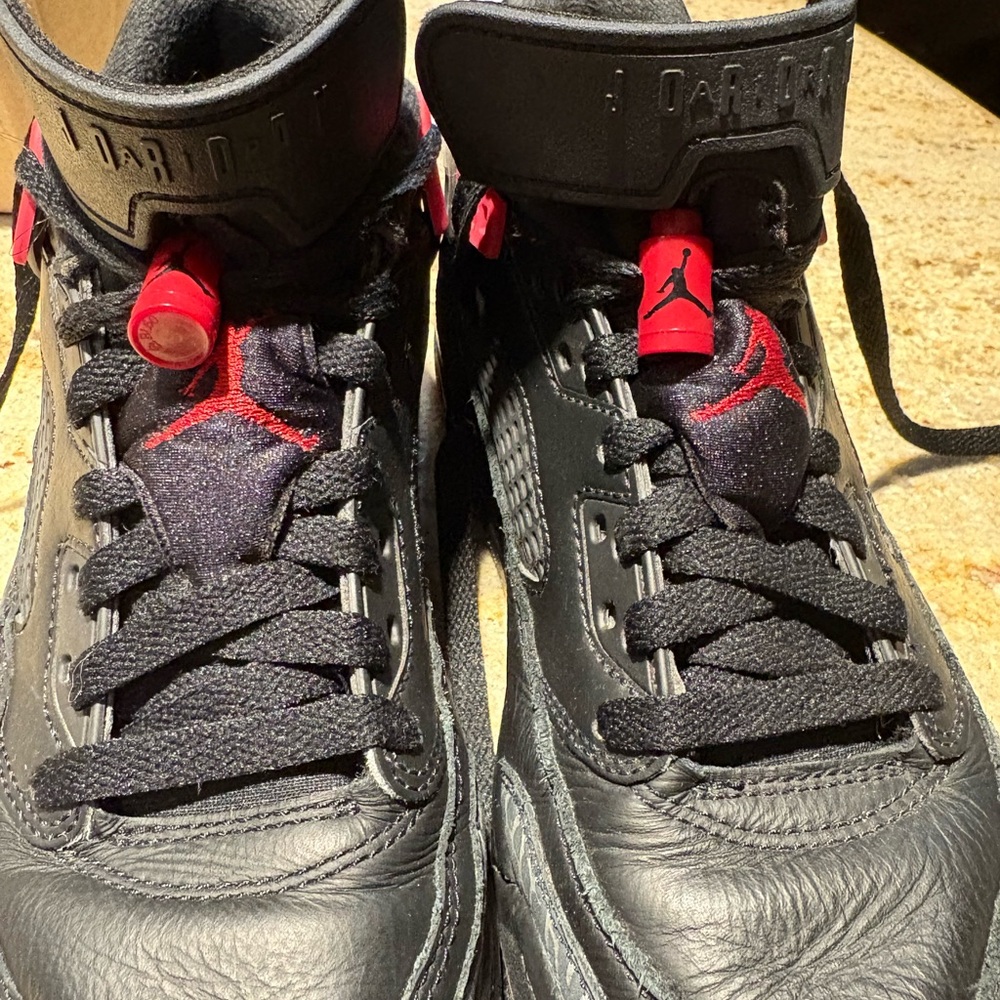 Jordan Spizike low Bred GS